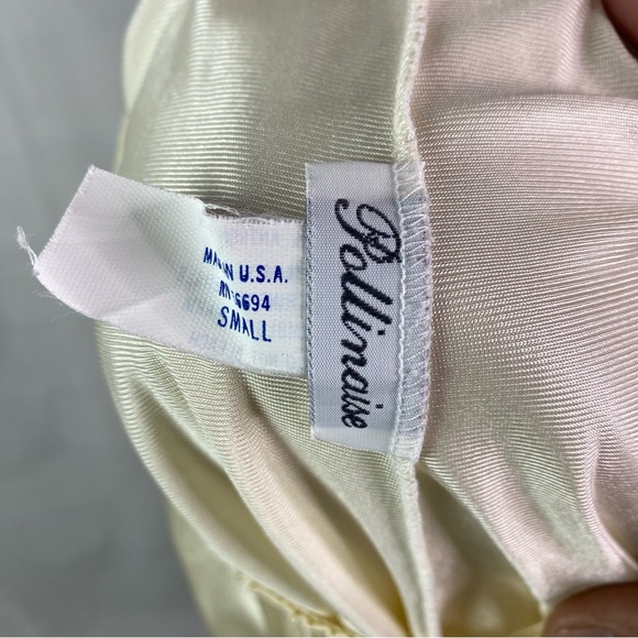 Vintage Lingerie Cream Petti Pants Slip Shorts with lace Trim Small - Picture 4 of 4